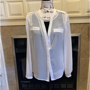 East 5th white sheer top, size medium.